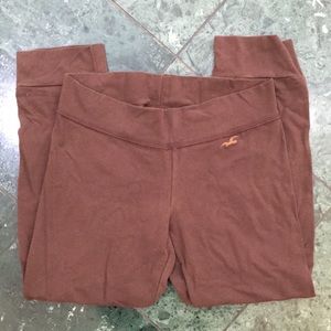 💎 Hollister size M capris length brown leggings